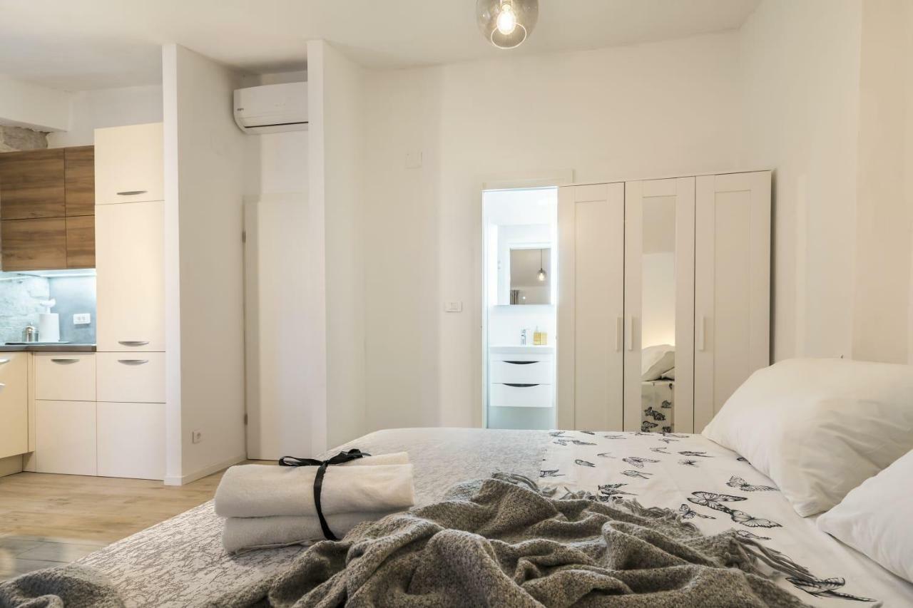 Studio Apartments Petar In Old Part Of Town Split Buitenkant foto