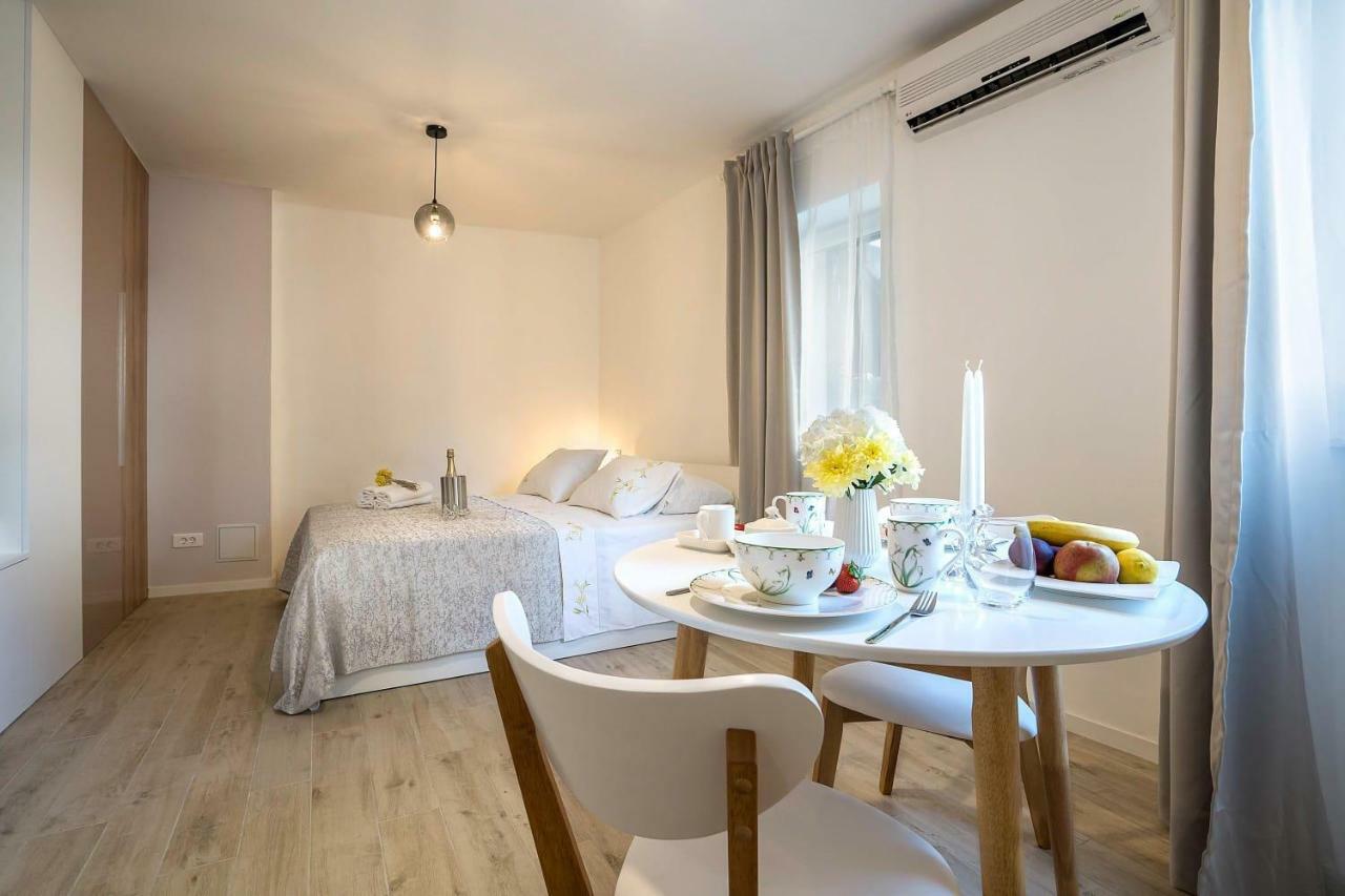 Studio Apartments Petar In Old Part Of Town Split Buitenkant foto